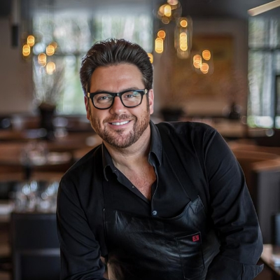 Scott Conant is a man of charity.